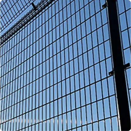 メッシュフェンス施工例を表す画像